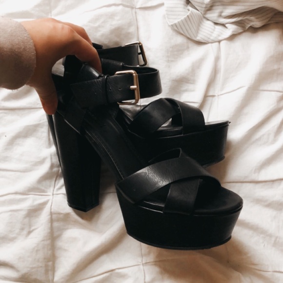 Forever 21 Shoes - Black Heels